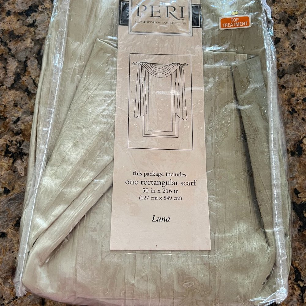 Five window treatment PERI rectangular scarfs